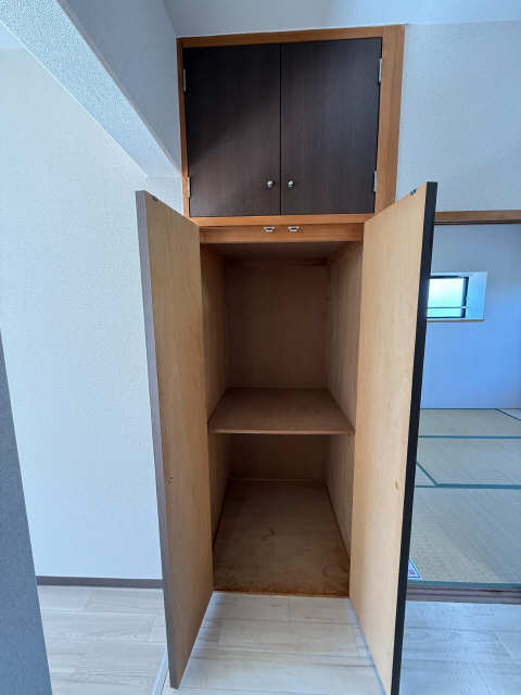 ダイニング収納