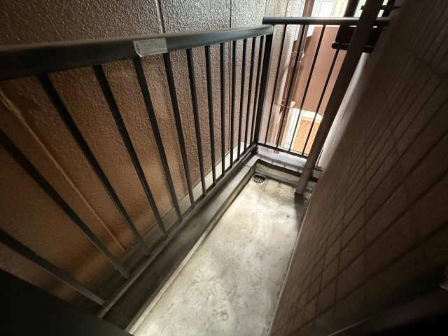  西側バルコニー