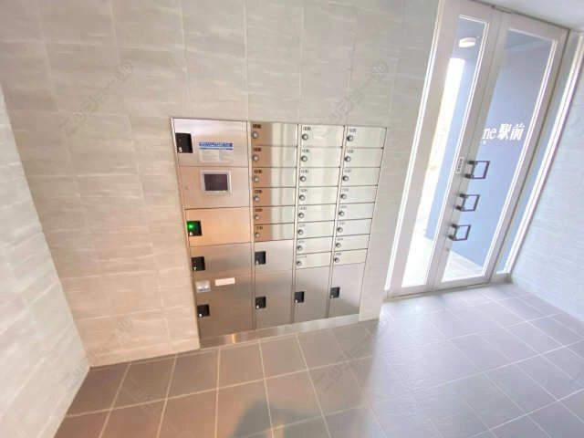 集合ポスト・宅配ボックス