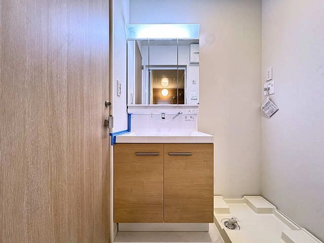 シャワー付洗面台