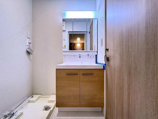 シャワー付洗面台