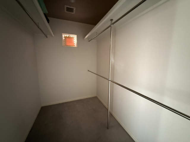 ２階西洋室収納