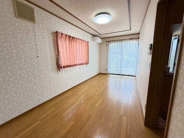 １階洋室