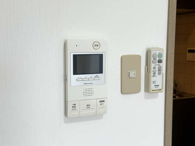 モニター付きインターホン