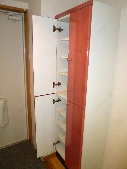 シューズボックス