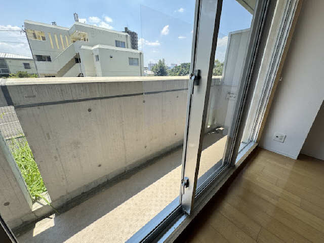 窓2か��所施錠