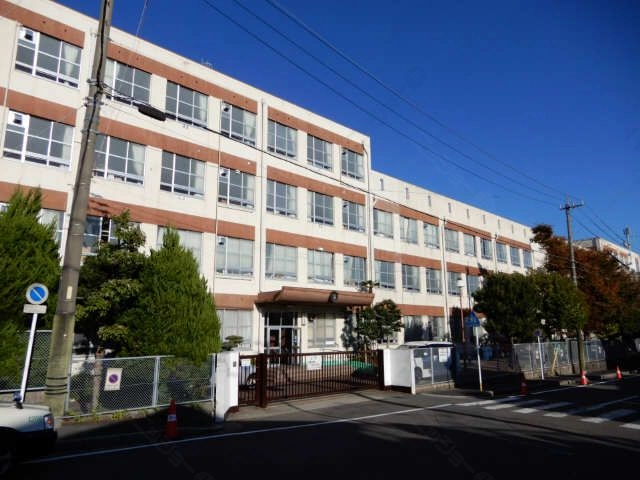 表山小学校