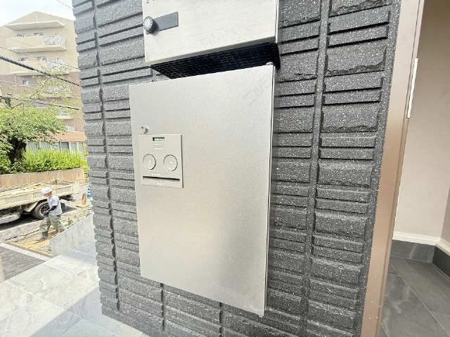 宅配ボックス