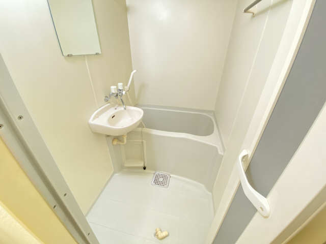 浴室（同型）