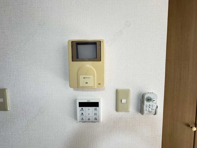 モニター付きインターホン