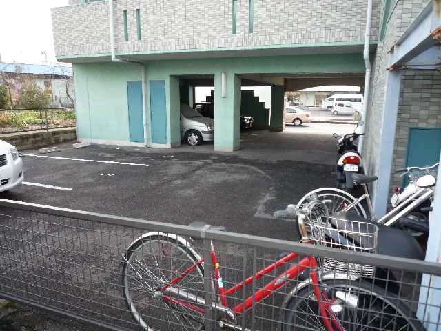 駐車・駐輪場