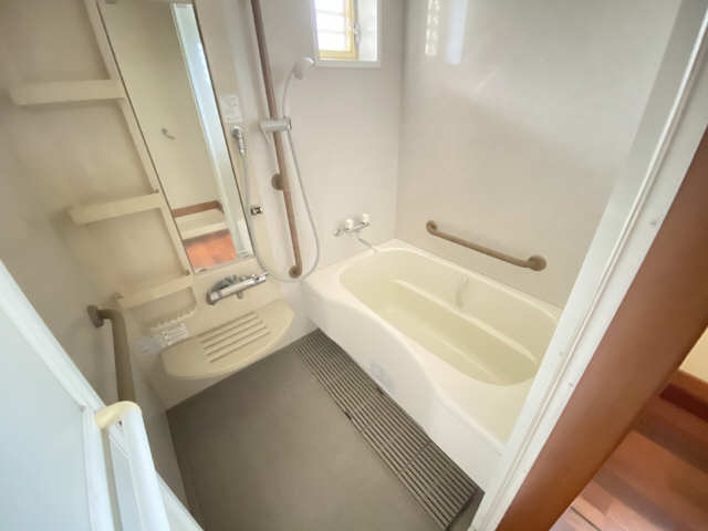 浴室（同型）