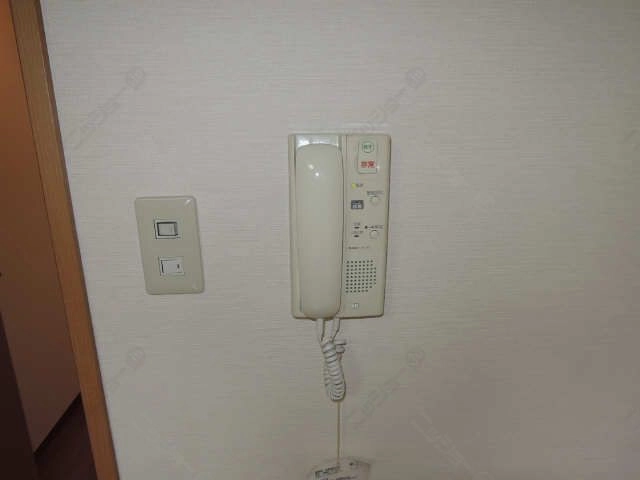 インターホン