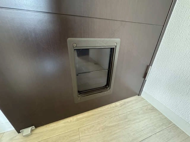 ペットくぐり戸