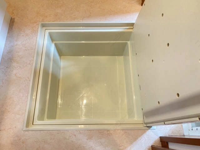 脱衣所床下収納