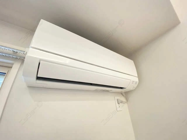 リビングエアコン