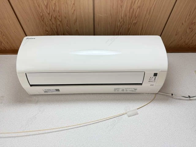 洋室エアコン
