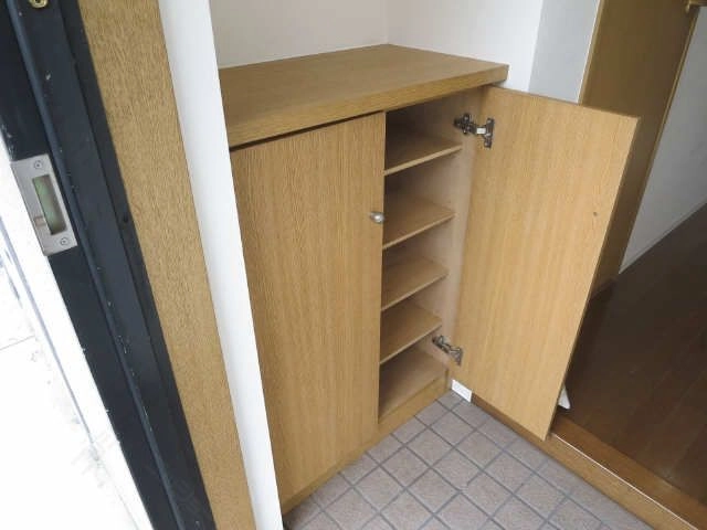 シューズボックス