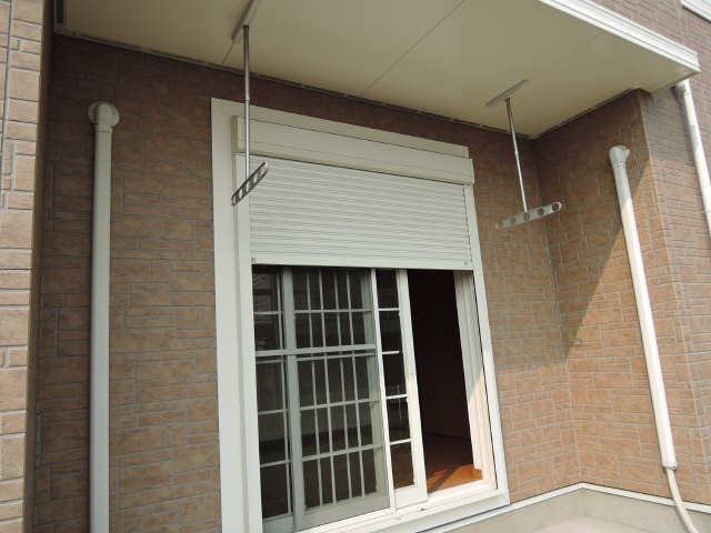 シャッター雨戸