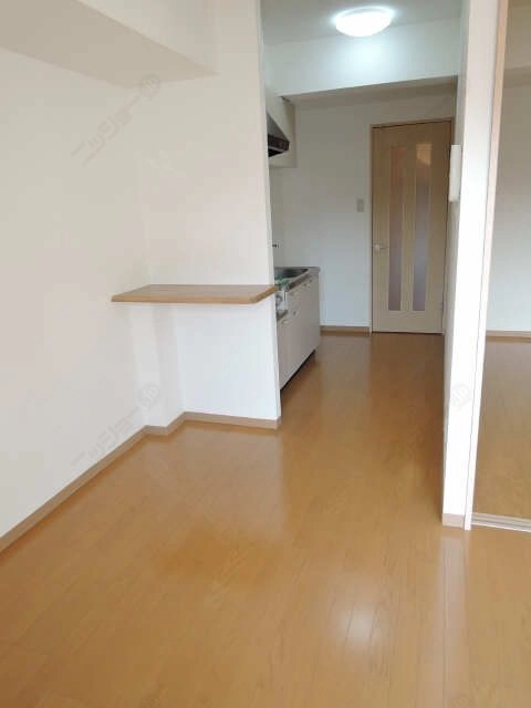 リビングからキッチン