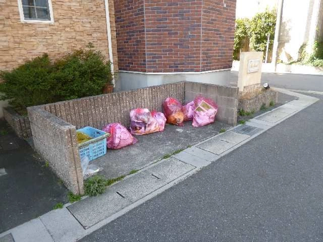 ゴミステーション