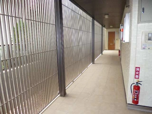 1階共用廊下