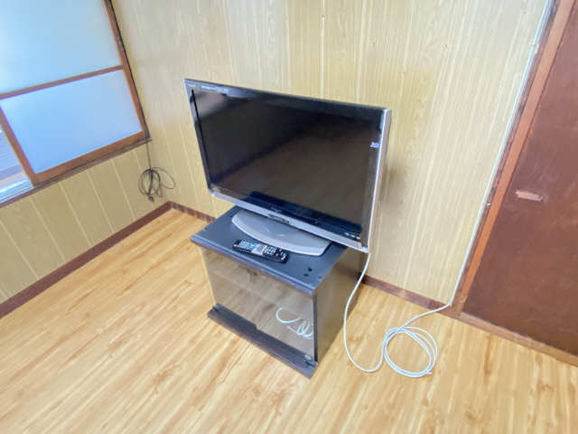 残置テレビ