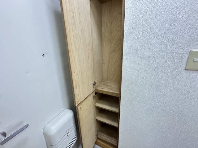 シューズボックス