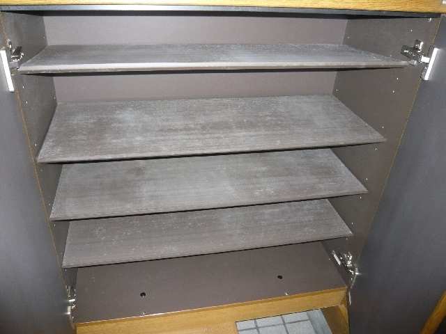 シューズボックス