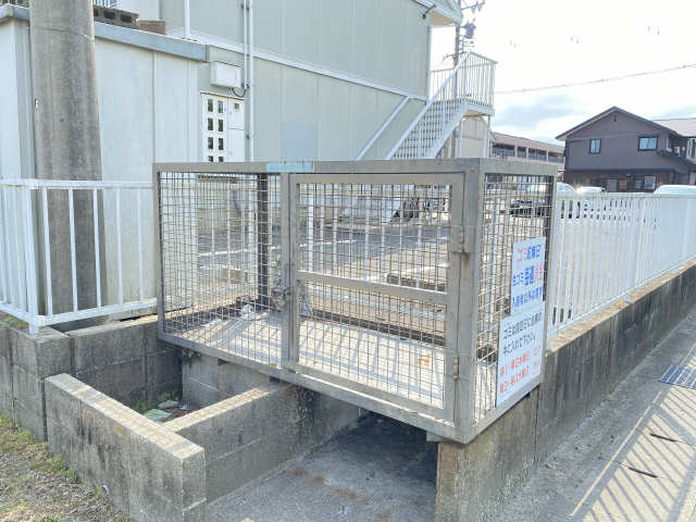 ゴミステーション