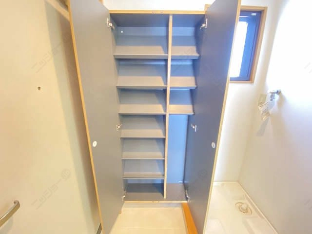 シューズボックス