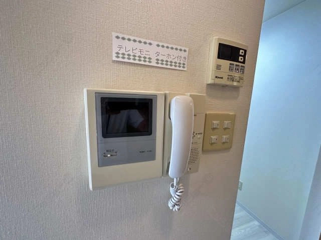 モニター付きインターホン