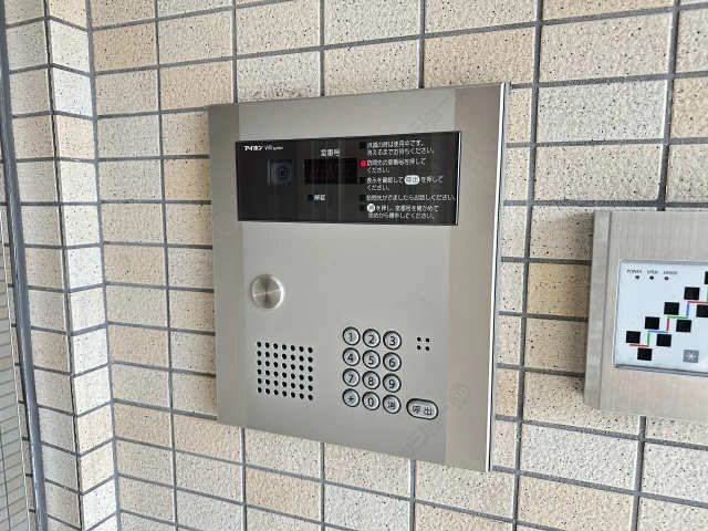 セキュリテ  ィ