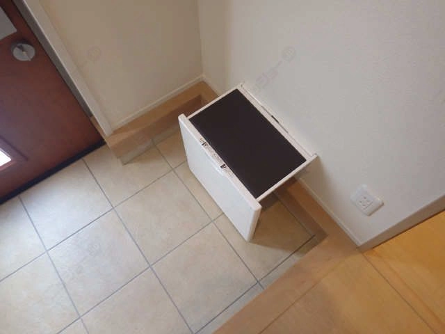 折り畳み式ベンチ