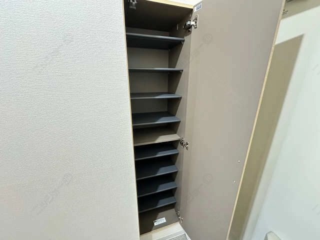 シューズボックス