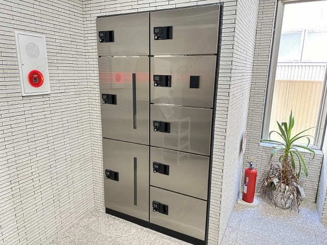 宅配ボックス