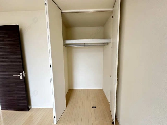 洋室収納