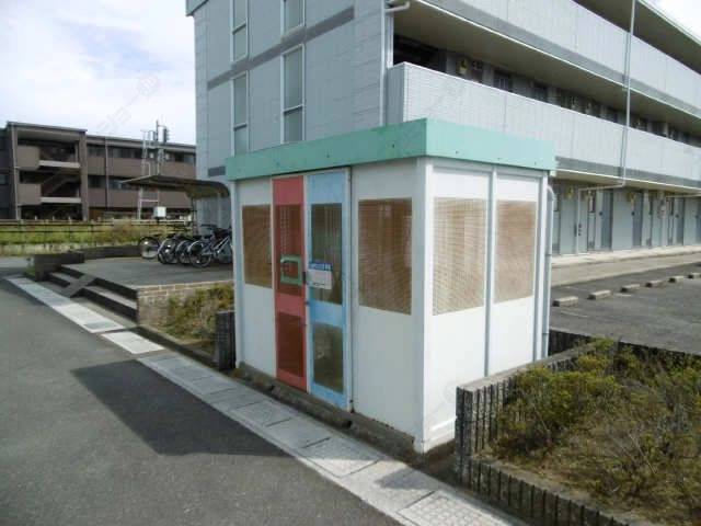 ごみ置き場