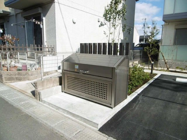 ゴミ置き場