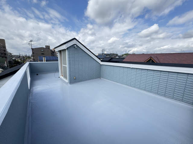 ルーフバルコニー
