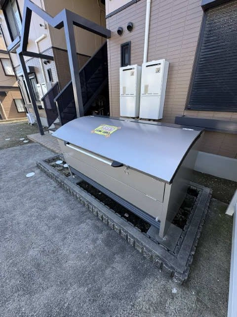 敷地内ゴミ捨て場