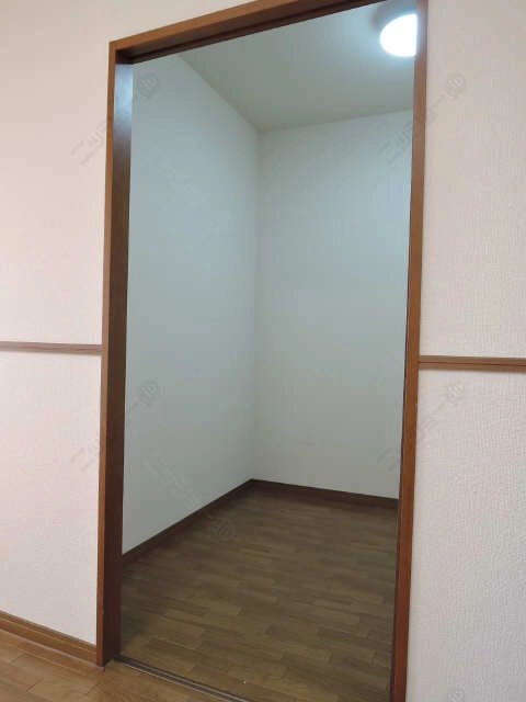 納戸