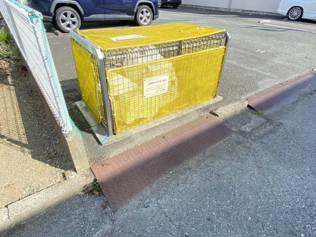 ゴミステーション