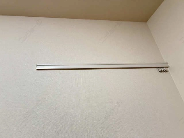 ハンガーバー