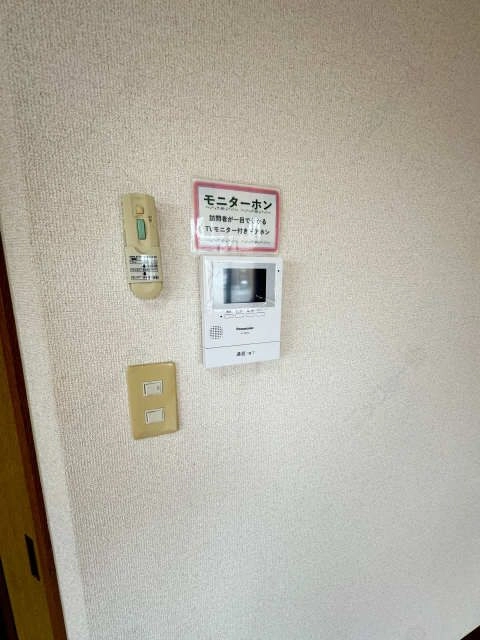 モニター付きインターホン