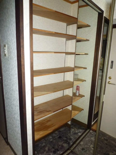 シューズボックス