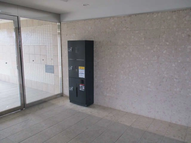 宅配ボックス