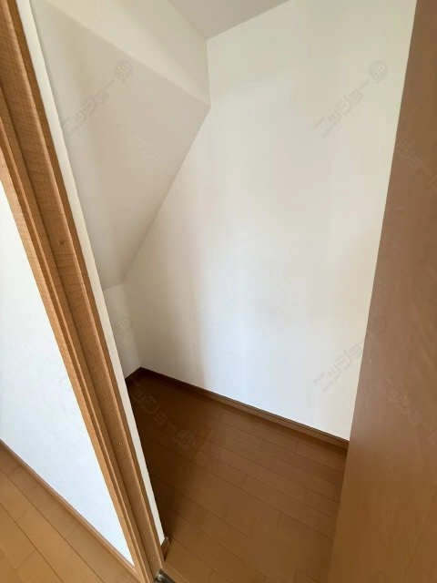 階段下収納