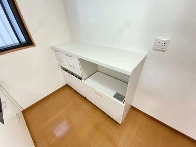 キッチンキャビネット