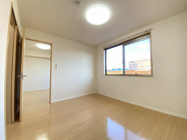 室内（南洋間）